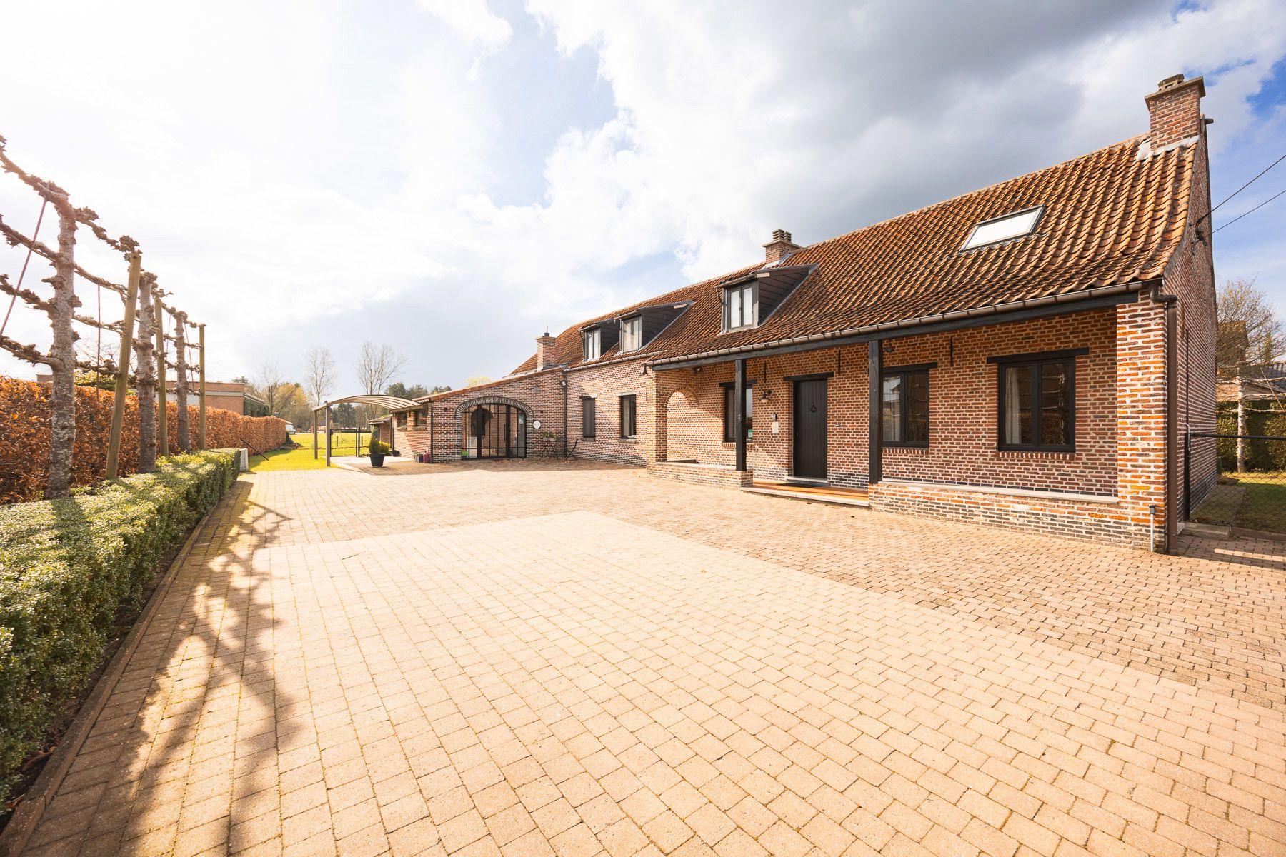Immeuble mixte à vendre à Felix Aertgeertsstraat 15 Baal